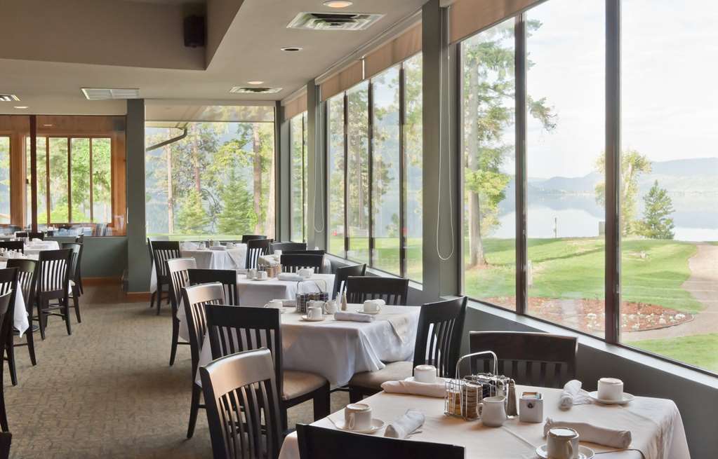 Quaaout Lodge & Spa At Talking Rock Golf Resort Squilax Restaurant photo